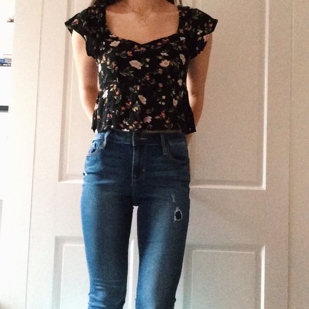 Women’s Old Navy High Rise Rockstar Jeans: Size 4